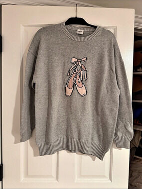 Sunday Best Peggy Sweater Ballet Shoe Embroidery Gray Medium